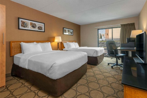 Comfort Inn Laval image 18