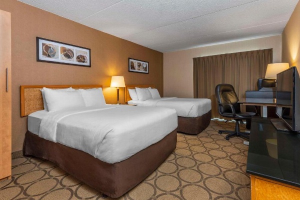 Comfort Inn Laval image 19
