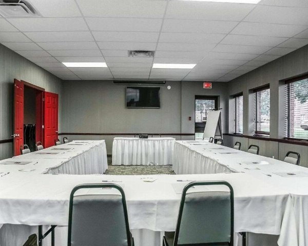 Comfort Inn Laval image 22